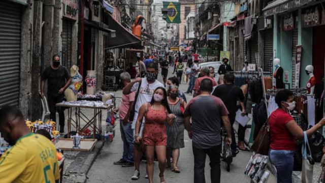 Вече над 800 000 заразени и над 40 000 починали от COVID-19 в Бразилия